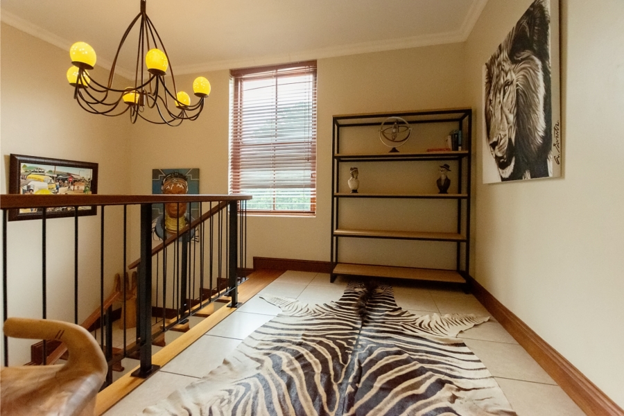 6 Bedroom Property for Sale in Riebeek Kasteel Western Cape